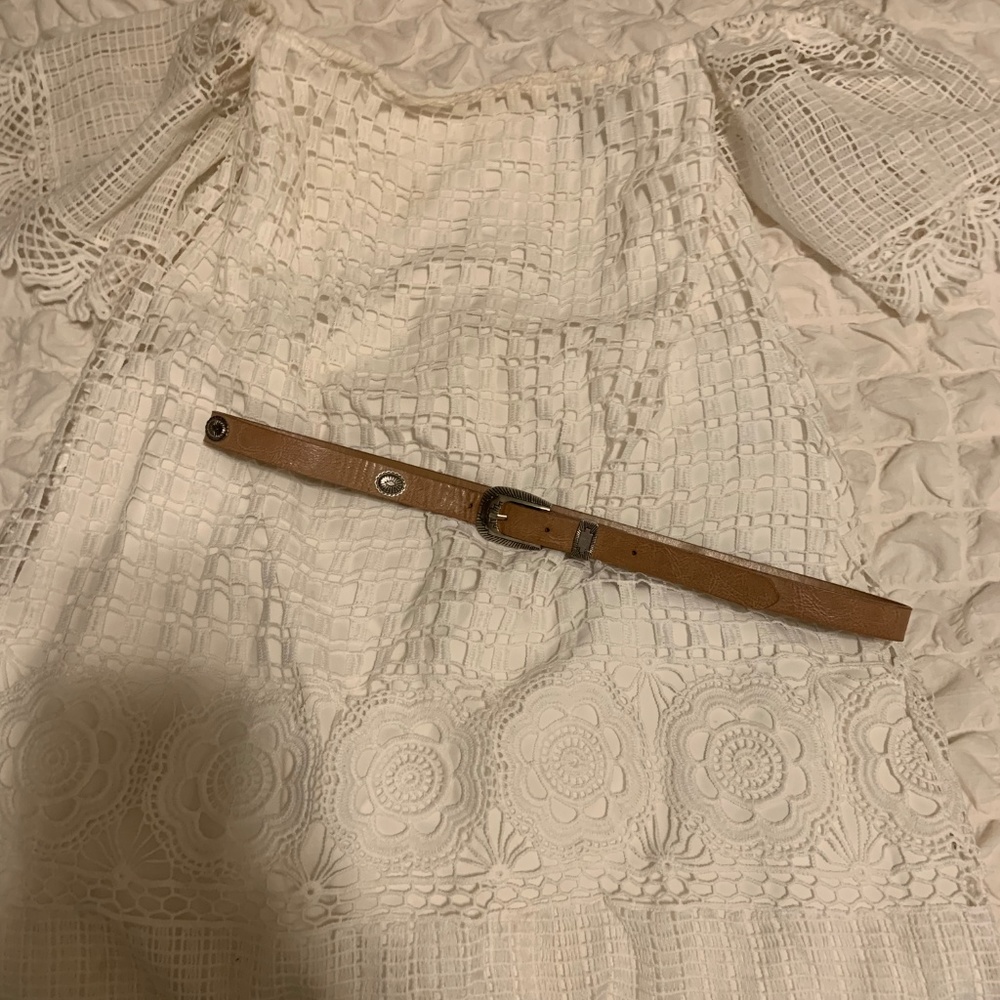 Off the Shoulder Muui White Lace Dress